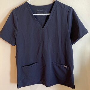 Figs Casma‎ Three-Pocket Scrub Top Medium